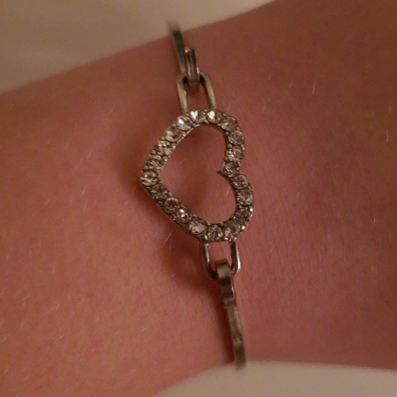 Heart bracelet - Picture 3 of 3